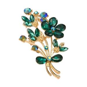 Elegant Green Floral Brooch